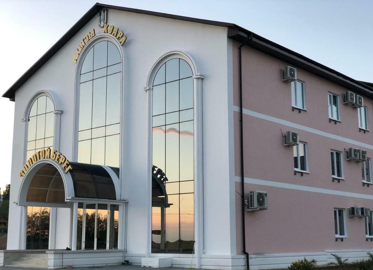 Hotel 777 Gudauta Exterior photo
